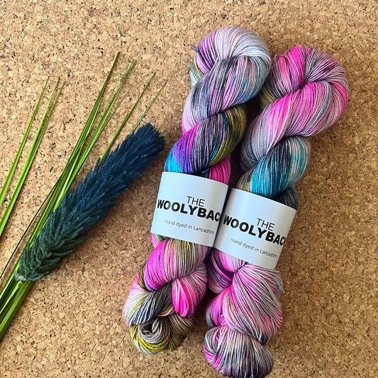 'Happy Hour' - BFL sock yarn, 75/25 - 100g